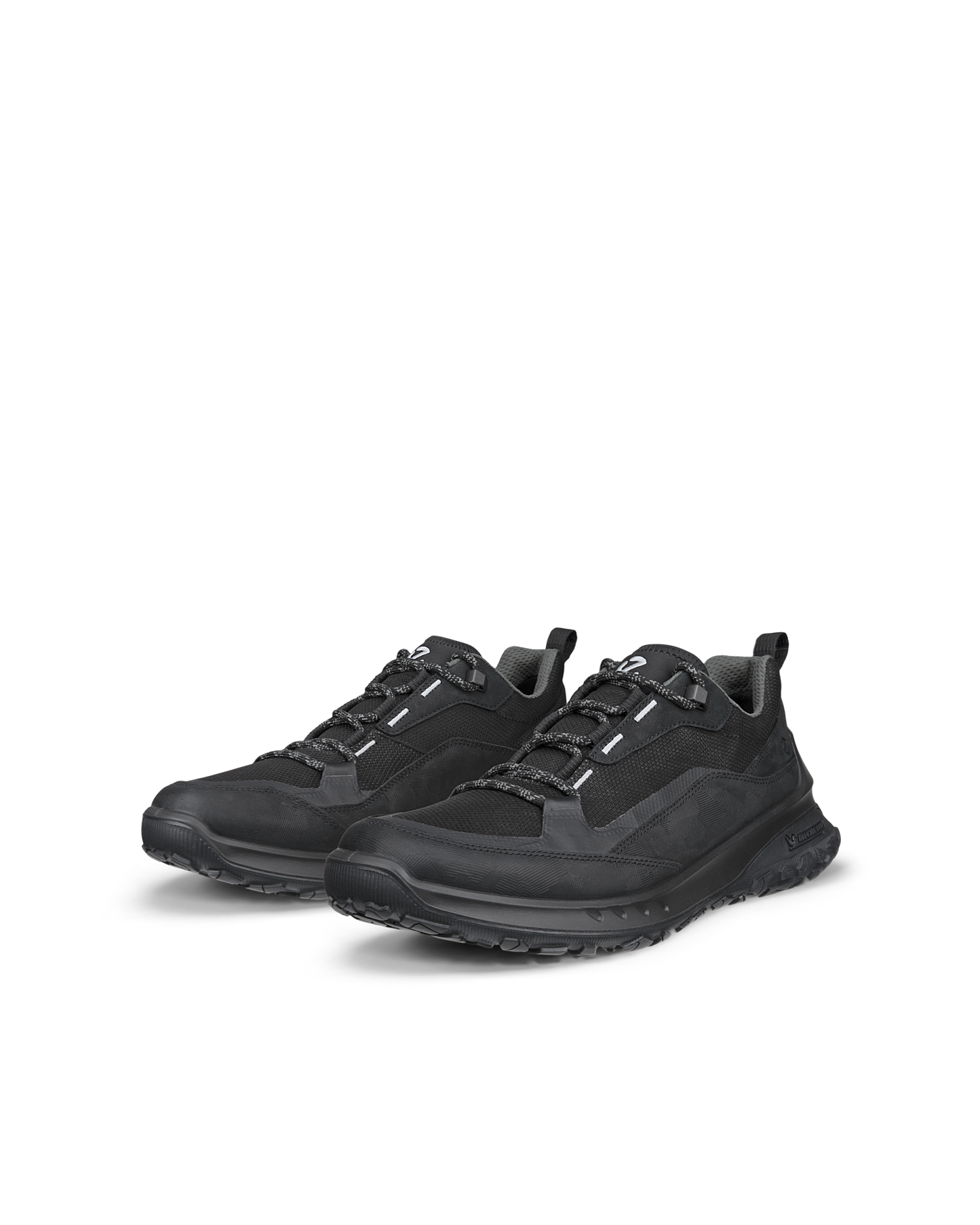 824254-51052-front_angle_left_pair_rendition_eCom.png